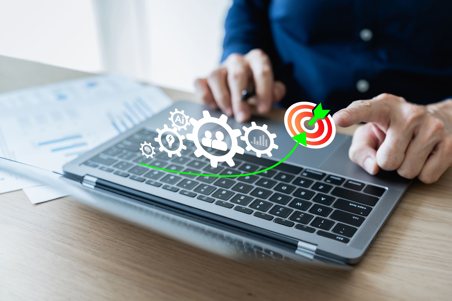 Succès, stratégie d’entreprise et idée de planification. Analyse de la performance des opérations marketing ou de gestion avec développement et amélioration. Concept de croissance et d’atteinte des objectifs.
